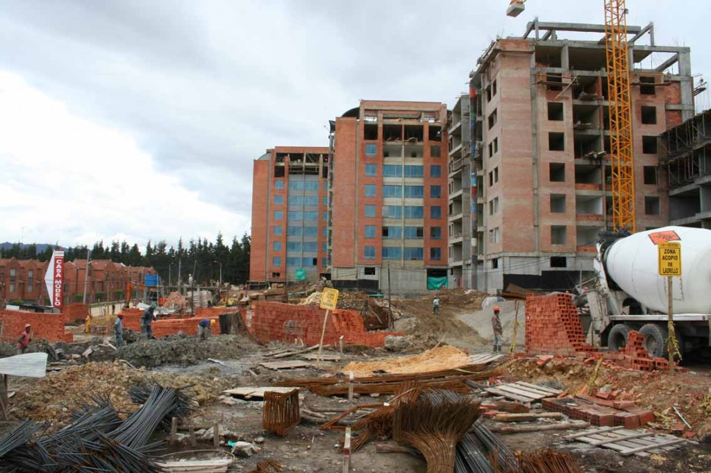 Distribución nacional de productos PDS para construcción e industria en Colombia